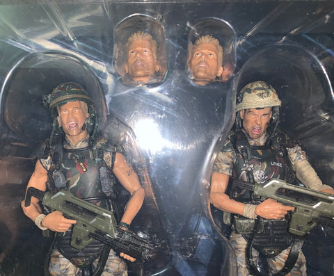 Sloppy painted eyes + wrong alt head (see pics) - Aliens 30th Anniversary – Colonial Marines 2-Pack