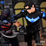 Pre-Order - Mezco One12 Nightwing 6-inch figure