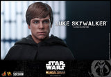 Hot Toys 1/6 scale Luke Skywalker (Special Edition) from The Mandalorian